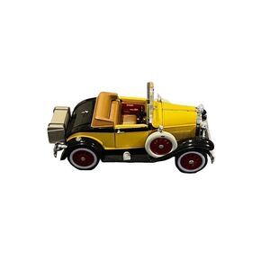 1929 Ford Roadster scale car